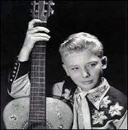 Qui chante "Souvenirs", souvenirs", en 1960 ?