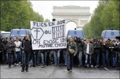 Le nom de ce groupe anglais est trs facile  trouver, il n'y a vraiment pas de quoi mettre un message dans une bouteille !