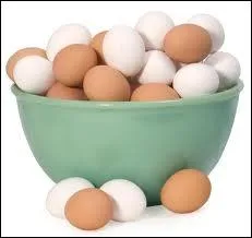 Pour gober un oeuf frais, plaisir rare pour les amateurs, faut-il faire un ou deux trous dans l'oeuf ?