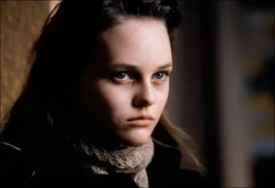 Au printemps 1989, Vanessa Paradis, tourne son premier film, Noce blanche, sous la direction de Jean-Claude Brisseau ; elle est ge de :