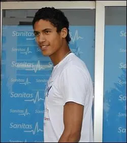 N le 25 avril 1993  Lille, appel pour la premire fois en quipe nationale de France, quel est ce merveilleux dfenseur ?