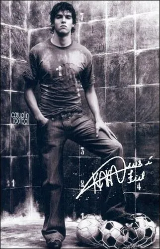 De son vrai nom Ricardo Izecson Dos Santos Leite, je suis plus connu sous un surnom. Lequel ?