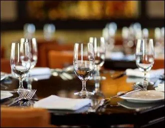 Vous passez  table un grand total de...