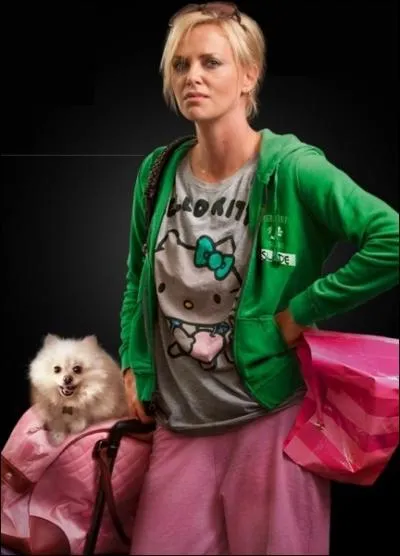 Charlize Theron est l'hroine de ce film dans lequel elle incarne un auteur de romans pour ado qui revient dans son petit bled paum pour reconqurir un ex dsormais papa. Il s'agit de :