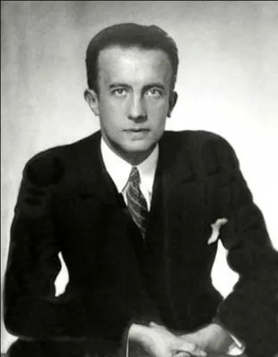 Pensons  la lettre  E  !  Si vous voulez la paix, prparez la guerre civile , c'est ce qu'il a crit !