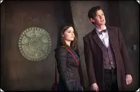 Clara possde un livre de ___ endroits  visiter.