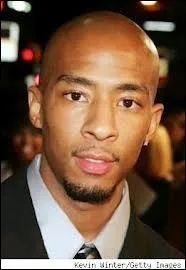 Qui est l'acteur qui interprte le rle de Skils ?