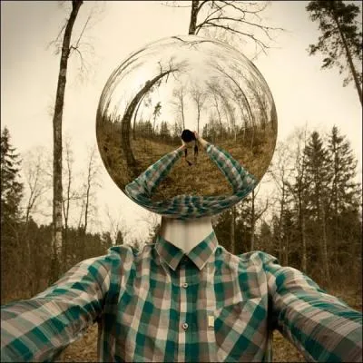 Quel nom porte cette oeuvre d'Erik Johansson ?