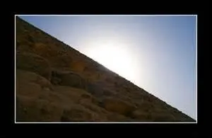 Quelles sont les diagonales se coupant en leur milieu et partageant un quadrilatère en 4 triangles égaux ?