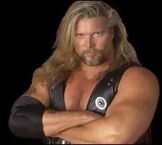 Dans combien de clan(s) Kevin Nash a-t-il t ?
