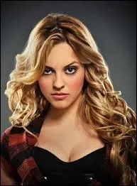 Quel est le nom des deux filles loups-garous ?