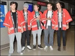 Et maintenant, classez les garons du plus g au plus jeune :