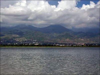 Laquelle des deux langues officielles du Burundi est europenne ?