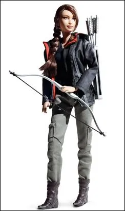 Vous reconnaissez bien (j'en suis sr) cette actrice, Jennifer Lawrence, qui a reu un Oscar (et qui a fait une belle chute ! ), mais comment se nomme sa mre ?