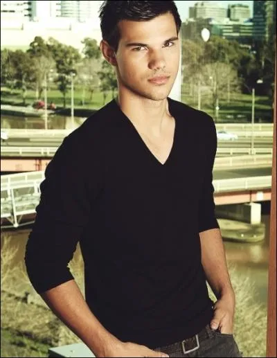 Avec qui n'a-t-il pas t en couple ?