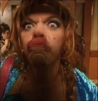 Sa premire apparition dans la srie est un flop, car...