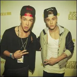 Comment s'appelle son sosie ?