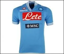 Quand on me montre ce maillot bleu, je pense tout de suite au club de ?