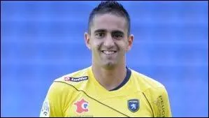 Ryad Boudebouz, attendu  Marseille, mais toujours pas des leurs, volue encore au Football Club Sochaux-Montbeliard, juste aprs avoir jou  :