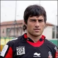 L'Argentin Dario Cvitanich explose cette saison  l'Olympique Gymnaste Club de Nice Cote d'Azur, mais avant on a pu le voir  :