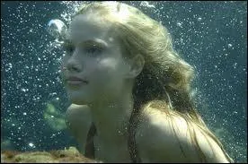 Combien Emma a-t-elle de sur(s) ?