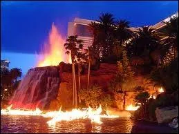 Quel htel de Las Vegas est le cadre du clip  Every Time  de Britney Spears ?