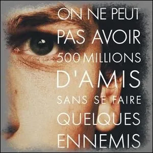 Dans  The Social Network , il s'intresse  la bataille judiciaire rsultant de la cration de Facebook. Il a donn les rles principaux  :