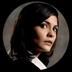 Dans ce film sign Ron Howard, elle a la chance de ctoyer Tom Hanks, dans la peau de Sophie Neveu. Il s'agit de :