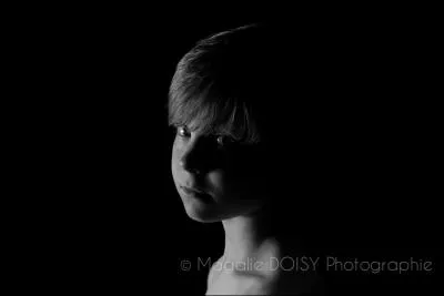  Fallait pas qu'elle s'en aille, oh, je vais tout casser ...   :