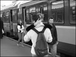  a me fait de la peine mais il faut que je m'en aille  :