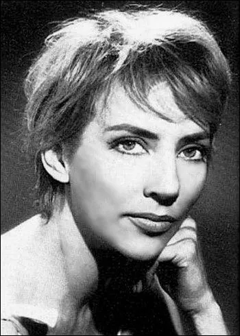 Comment s'appelle la seconde femme de Boris Vian, actrice et danseuse ?