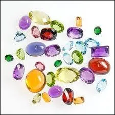 Les pierres prcieuses sont au nombre de :