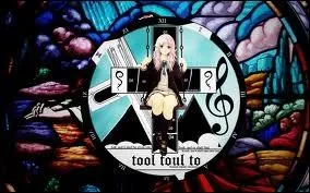 La Reine des Liens suit la Route ... ?