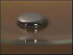 Le mercure est le seul mtal se prsentant sous forme liquide.