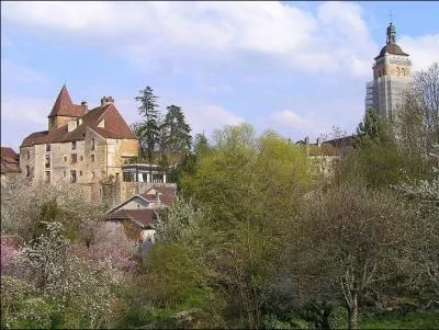 Si vous allez  Arbois, clbre pour son vin, dans quel dpartement irez-vous ?