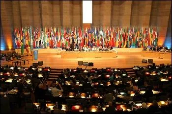 Pour quel projet, 151 pays adoptrent-ils en 2005, par vote, le texte de la Convention de l'UNESCO ?