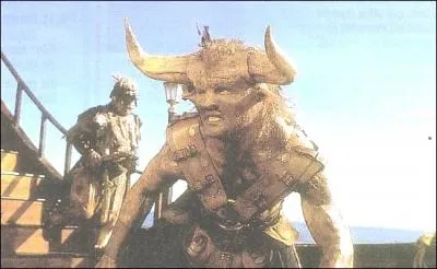 O se trouvait le minotaure avant d'tre sur le bateau ?