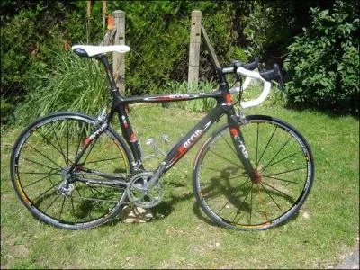 Celui-ci a support des champions vritables. C'est un vlo ...