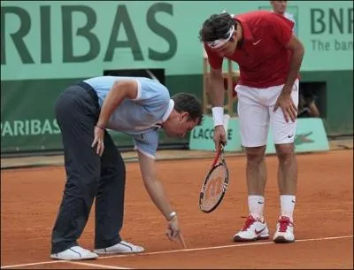 L'inspection de trace peut seulement tre faite sur un court en terre battue.