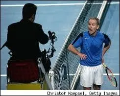 Lorsqu'un joueur transgresse volontairement la rgle de continuit du jeu (le nombre de secondes autorises entre chaque point), quelle est la sanction ?