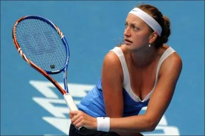 Je suis tchque. Mon nom est Kvitova, quel est mon prnom ?
