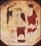 Pyrrha tait la fille de :