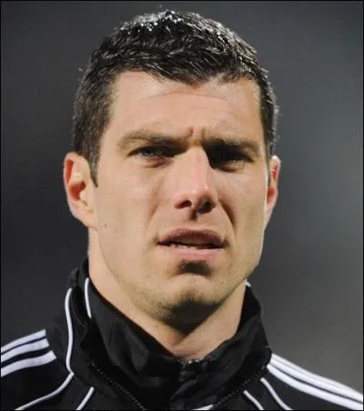 Dans quel club a-t-il commenc sa carrire professionnelle ?