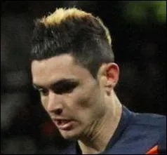 Dans ce club, quel numro porte-t-il ?