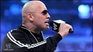 Qui tait le Guest Host de WrestleMania 27 ?