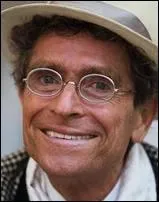 Darry Cowl a tourné ''Le Triporteur'' et aussi pas mal de navets pour pouvoir assouvir sa passion :