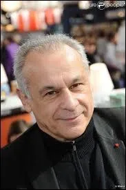 Francis Perrin, acteur de thtre et de cinma, a eu un enfant atteint d'une affection qui l'a pouss  s'engager pour faire connatre une mthode de soin venue d'Amrique. Quelle est cette maladie ?