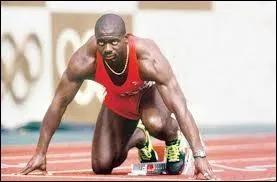 Sprinter spécialiste du 100 mètres, il fut vainqueur de la finale aux J.O. de 1988 à Séoul. Cerise sur le gâteau : il bat le record du monde avec un temps de 9 s 79.