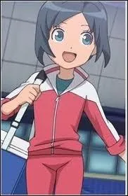 Comment s'appelle cette manager ?