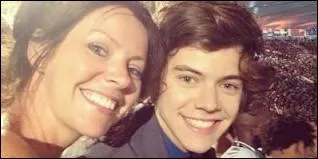 Comment s'appelle la maman de Harry ?